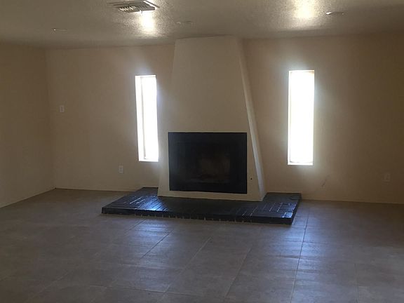 4th image of 5222 W Cypress St