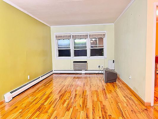 1st image of 104-25 43rd Ave #3