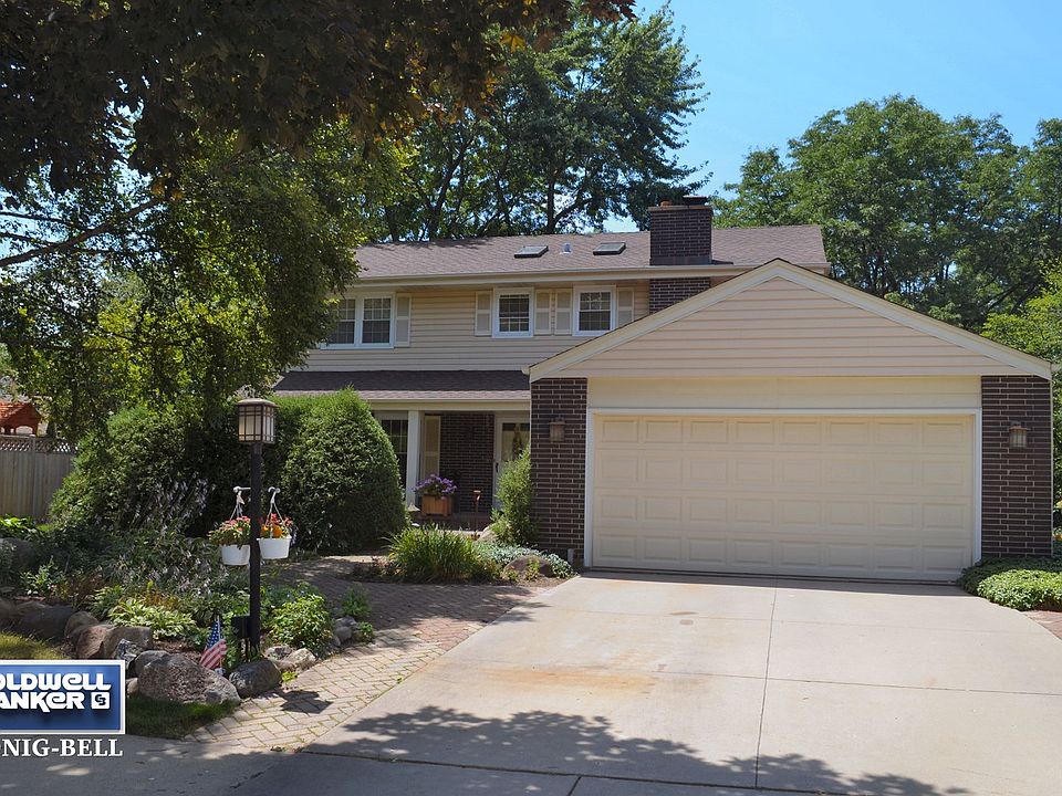1st image of 116 Berkshire Dr