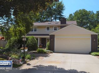116 Berkshire Dr, Wheeling, IL 60090