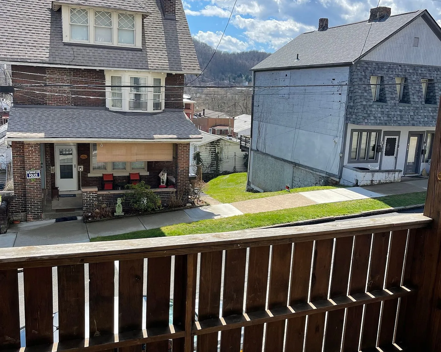 3rd Street, Pitcairn — Photo 1