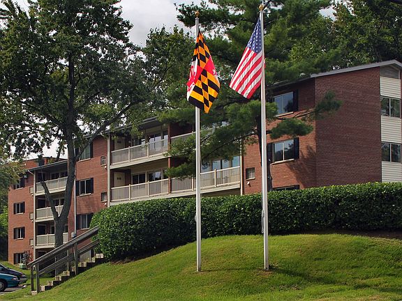 5th image of 1002 Kennebec St #203