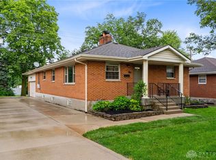 2712 Acorn Dr, Dayton, OH 45419