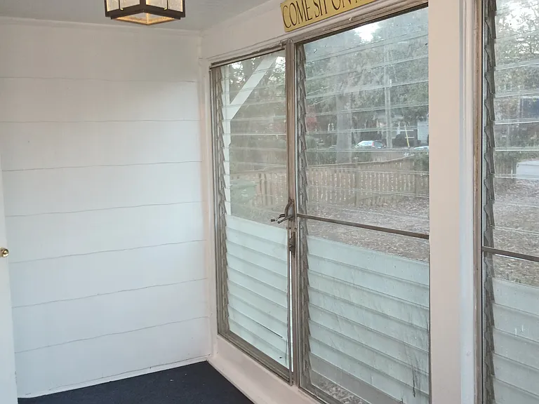 Screened in Sunroom for Relaxing or Entertaining