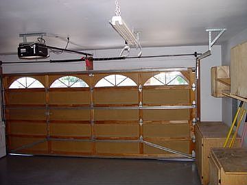 Finished Garage w/work area