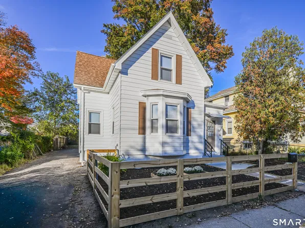 36 Ward Place, Hartford, CT 06106