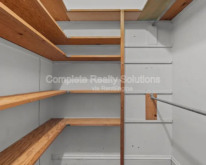1210 Lynch St #A — Photo 11