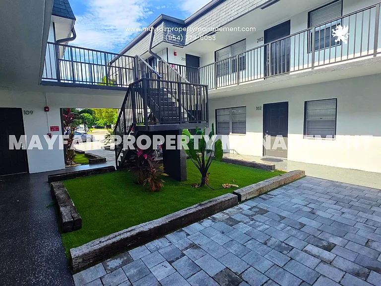 2910 Pierce St #P103 — Photo 10