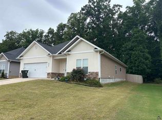 605 Adirondac Way, Bonaire, GA 31005