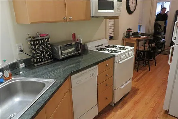 Rented by Maz Group NY | media 22