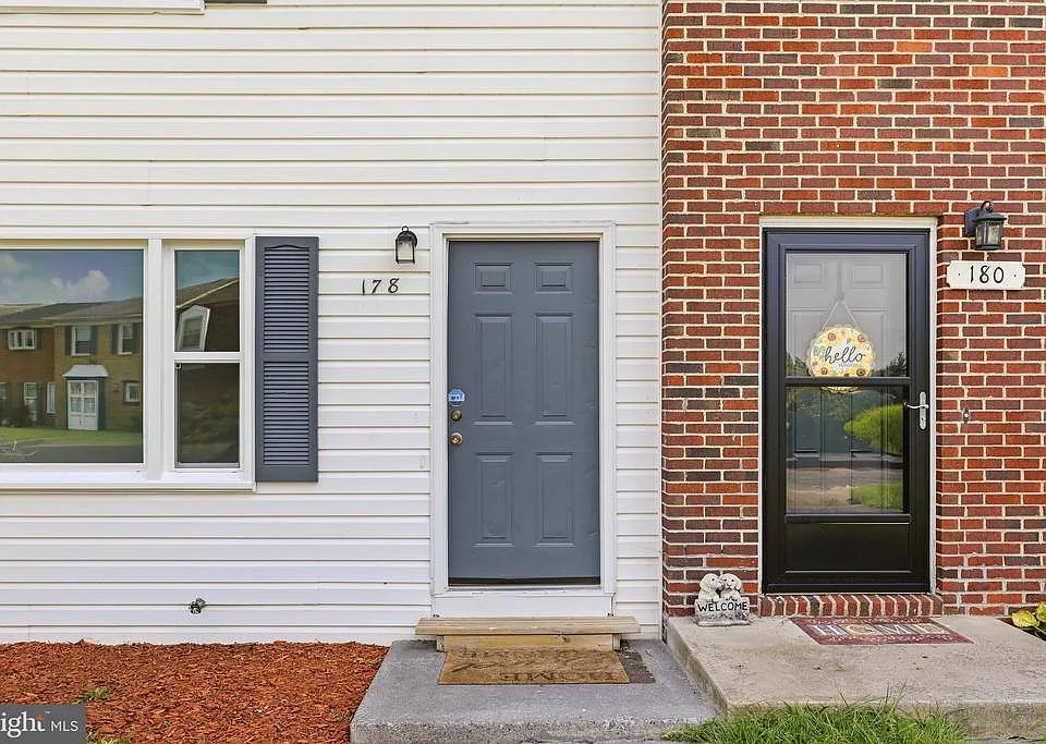 178 Hackberry Dr