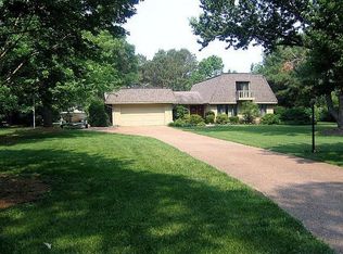 1313 Watersedge Dr, Virginia Beach, VA 23452