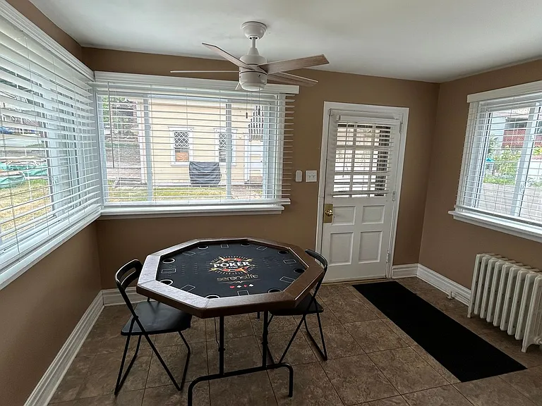 930 Ridge Ave — Photo 34