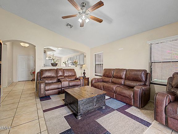 5th image of 3120 W PECAN Road