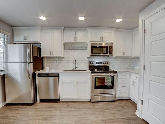 3rd image of 2639 E 10th St #2