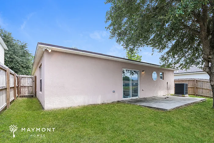 9611 Watershed Dr E — Photo 14