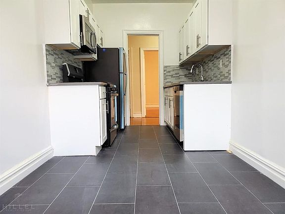 5th image of 4535 44th St APT 5F