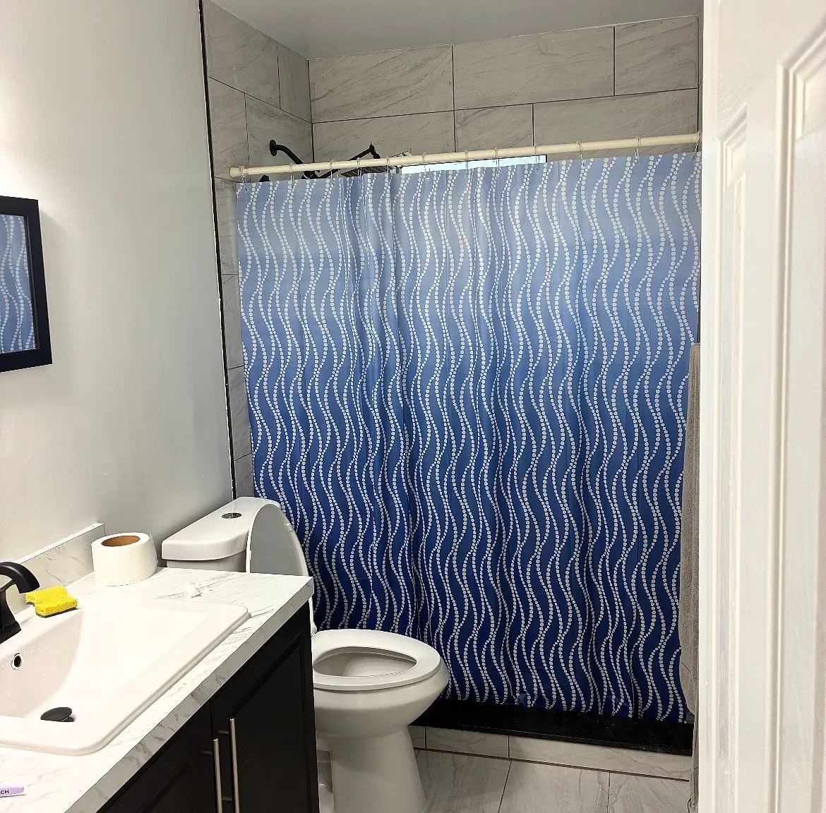 3 bed, 1824 sqft, $2,000 — Photo 1