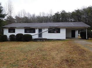 215 Ginny Rd, Eden, NC 27288