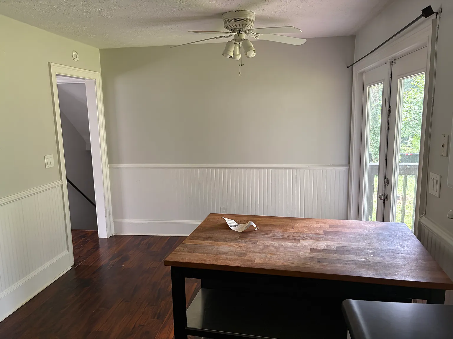 3 bed, 1152 sqft, $2,500 — Photo 2