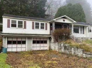 8559 Wallace Pike, Wallace, WV 26448
