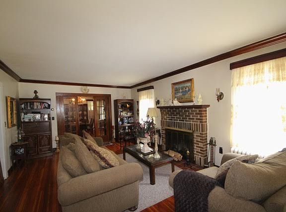 5th image of 51 Hubbard Ave