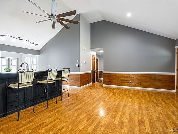 5th image of 14826 Blue Rock Dr