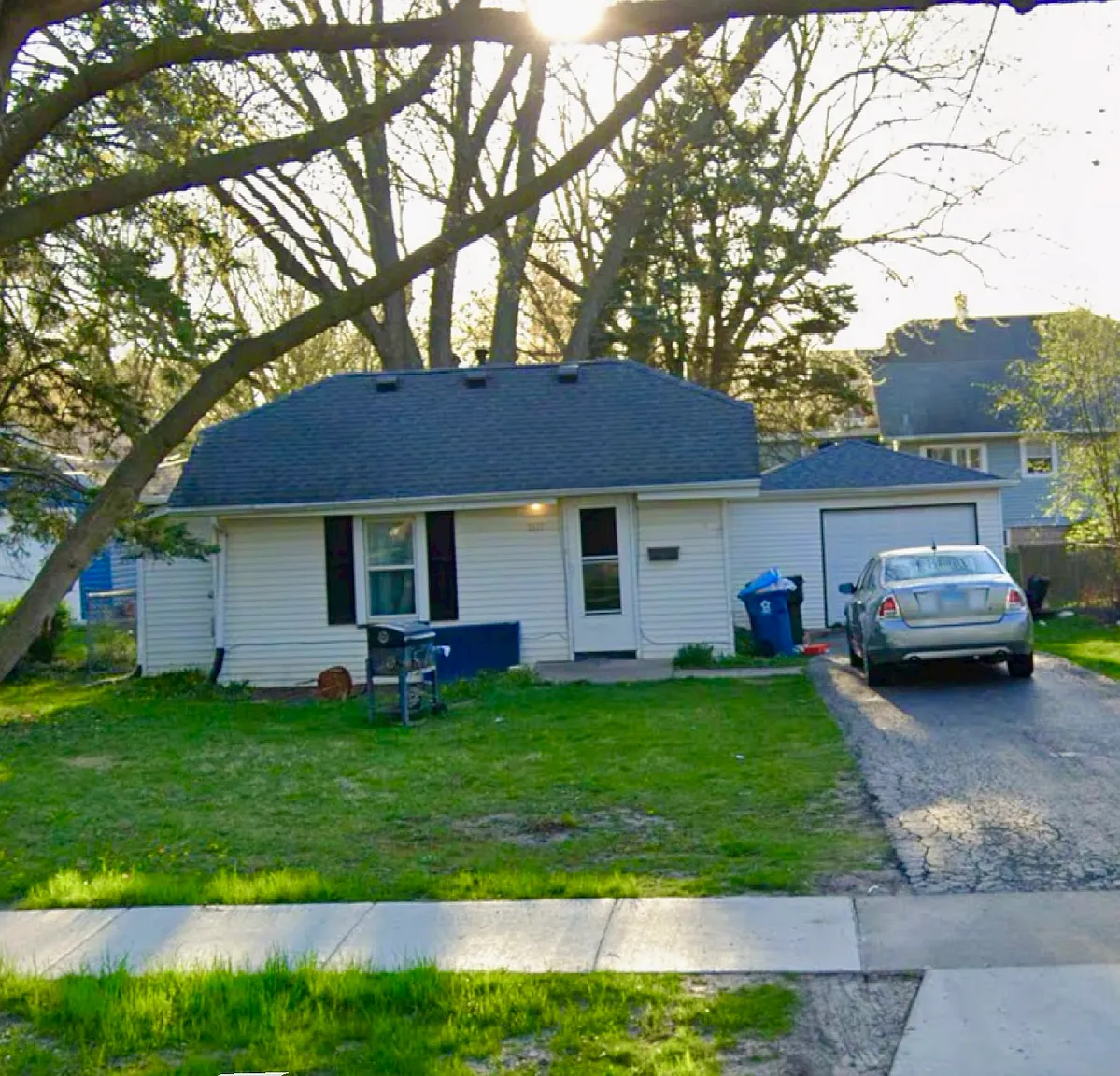 1007 Pearl St photo 1