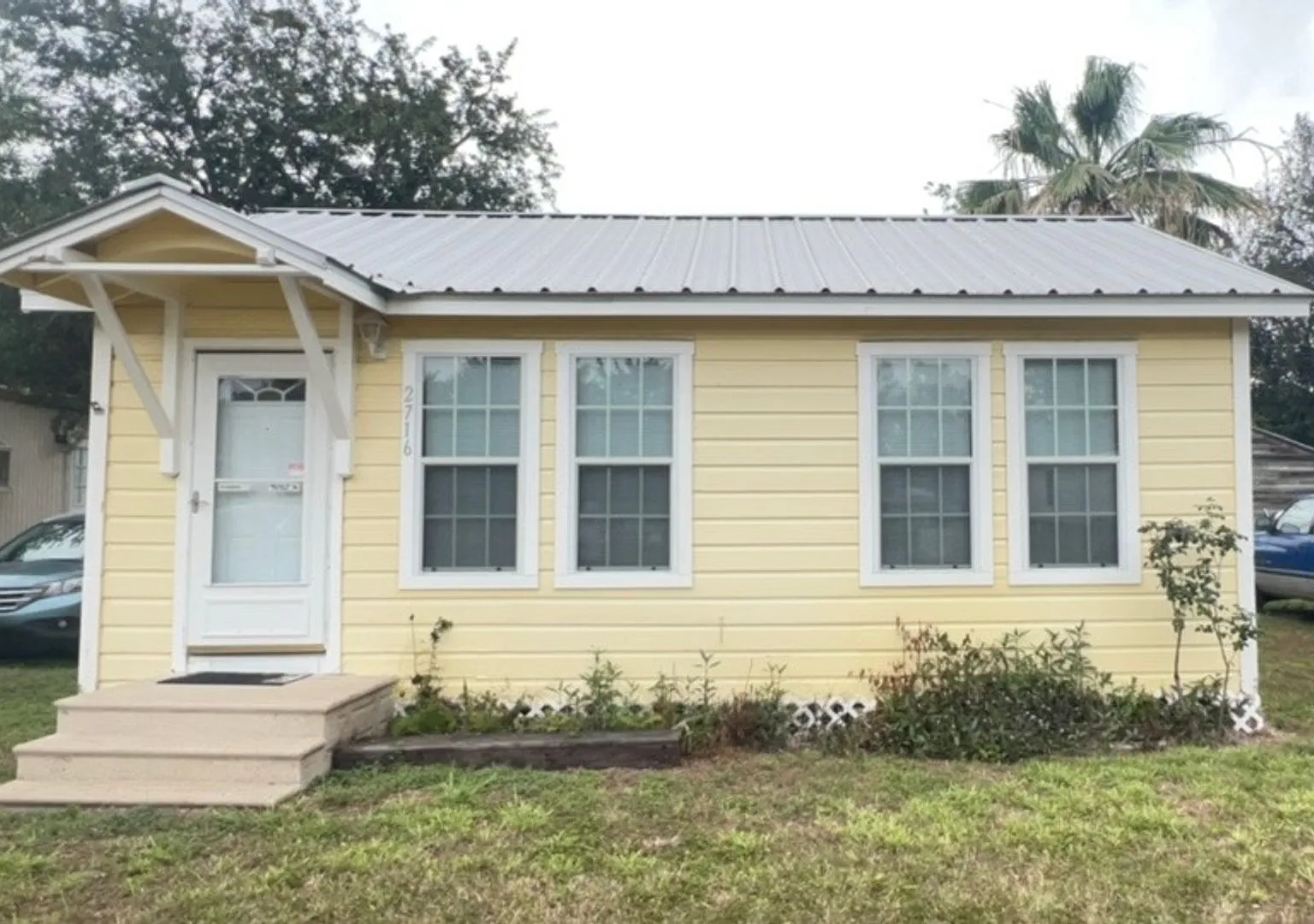 2716 Deer - 3 Bed/2 Bath - $1275 — Photo 1