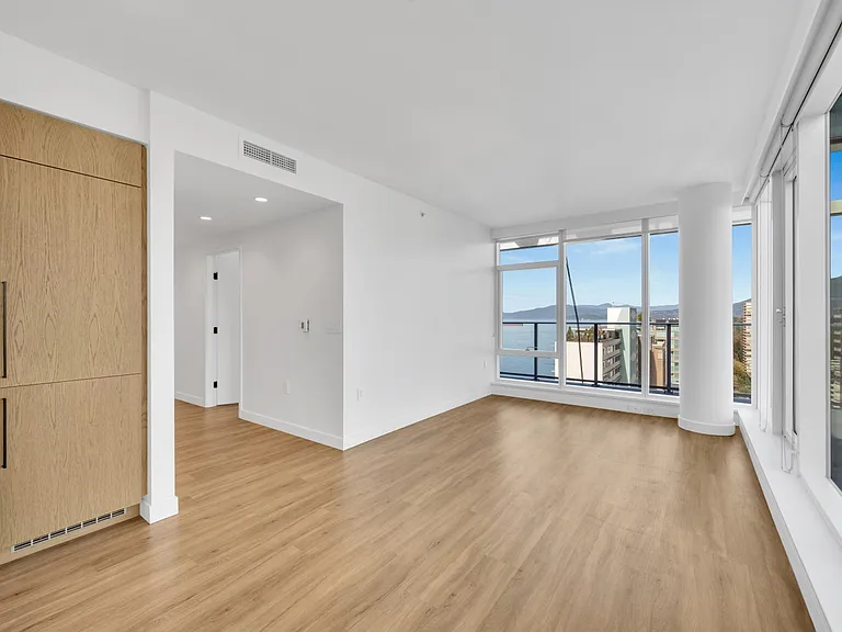 1770 Pendrell St — Photo 32
