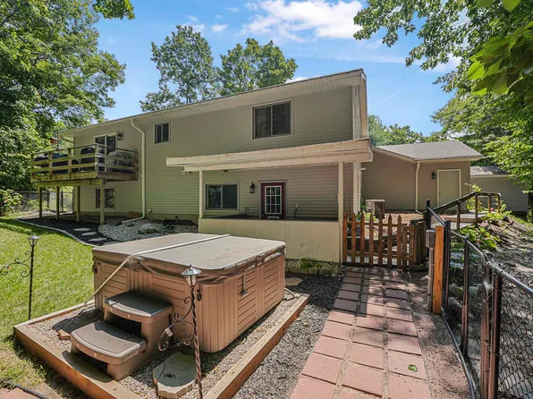 10159 Council Oak Dr, Traverse City, MI 49686