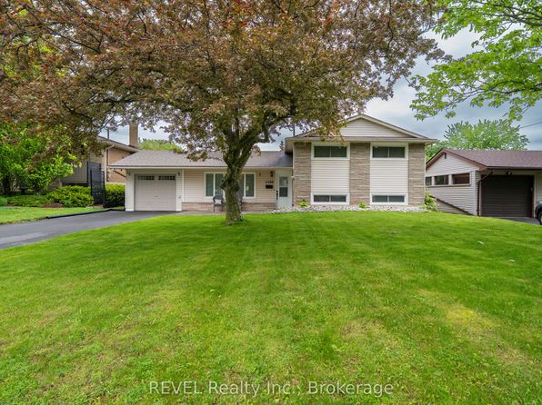 4480 Queensway Gdns, Niagara Falls, ON L2E 6P7