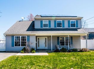 1004 Shore Rd, Union Beach, NJ 07735