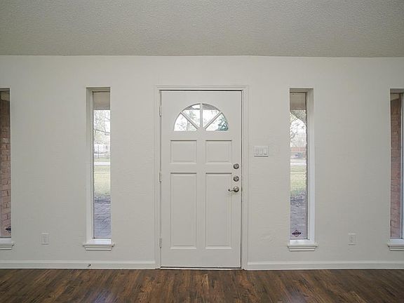 3rd image of 4322 Billy Ln
