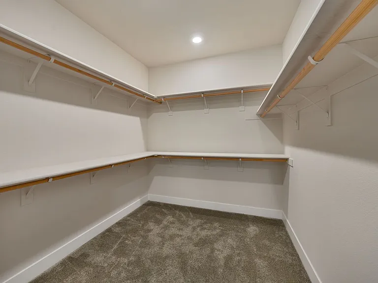 200 Moisant Ct — Photo 24
