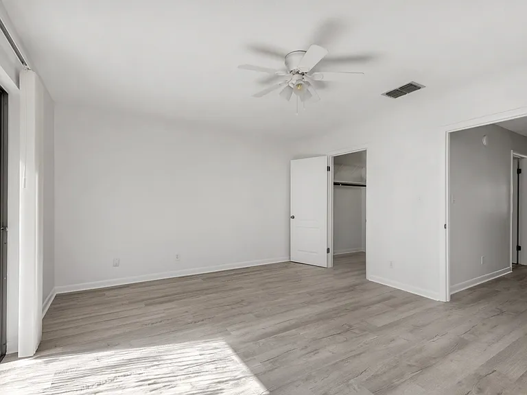 337 Woodham Ct — Photo 16