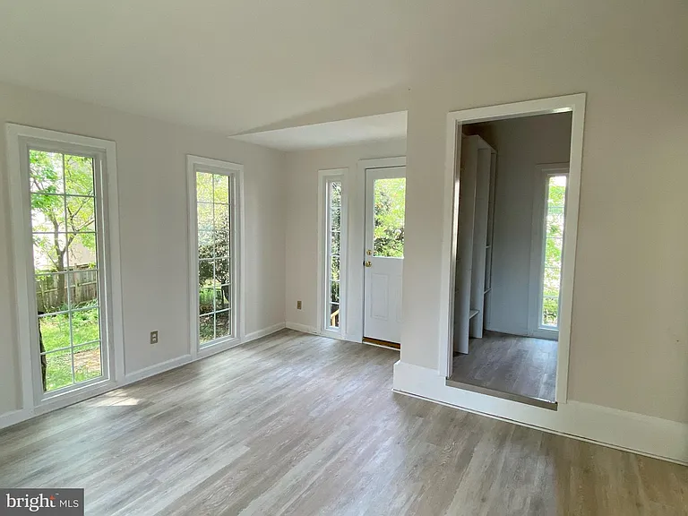 608 N Fillmore St — Photo 10