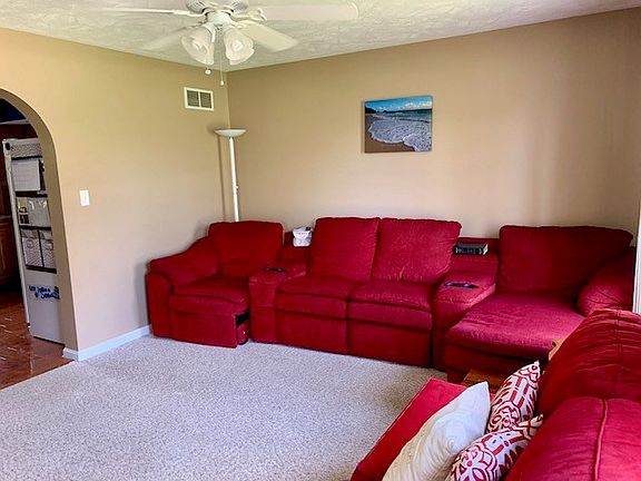 4th image of 117 Willow Springs Dr