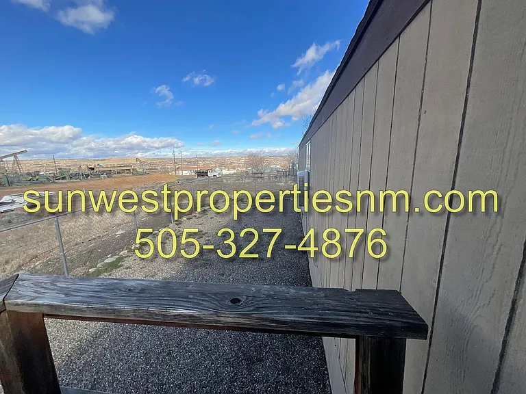 907 Sategna Ln — Photo 16