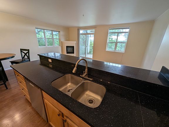 5th image of 3990 129th Pl SE APT C106