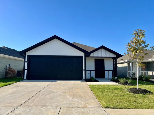 5509 Rollins Dr, Denton, TX