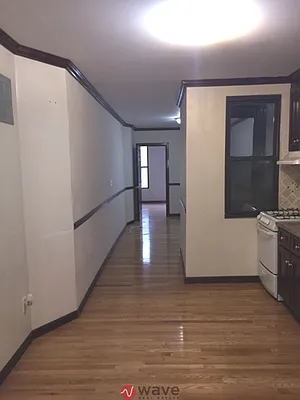 Rented by Wave Real Estate Group | media 23