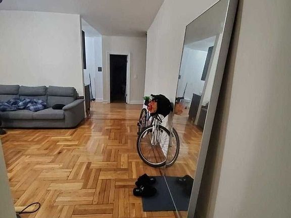 2nd image of 29 E 17th St #2B