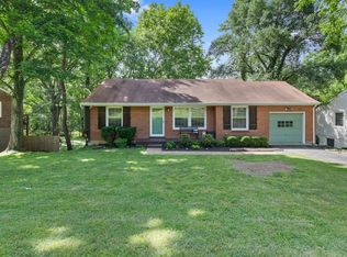 5714 Vine Ridge Dr, Nashville, TN 37205