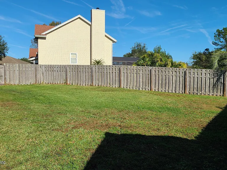 12737 Chandler View Ct — Photo 16