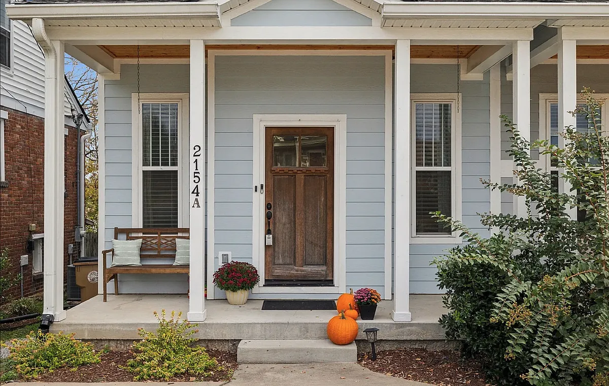 Building Photo - 2154A Byrum Ave