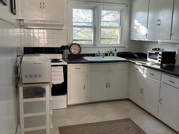 2nd image of 3358A E Armour Ave