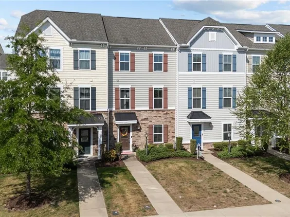 364 Spring Hill Pl, Smithfield, VA 23430