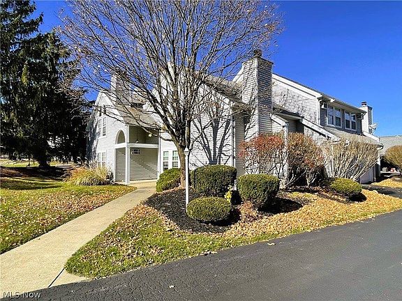 2nd image of 7492 Huntington Dr Unit 8