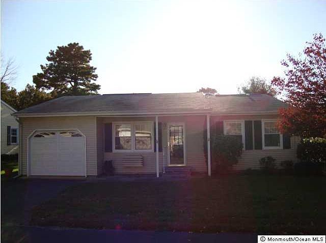 2nd image of 55 Norwalk Avenue